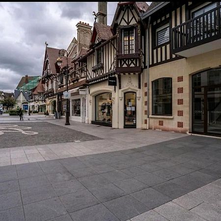 Deauville : Magnifique Studio En Face Du Casino ! Eksteriør billede